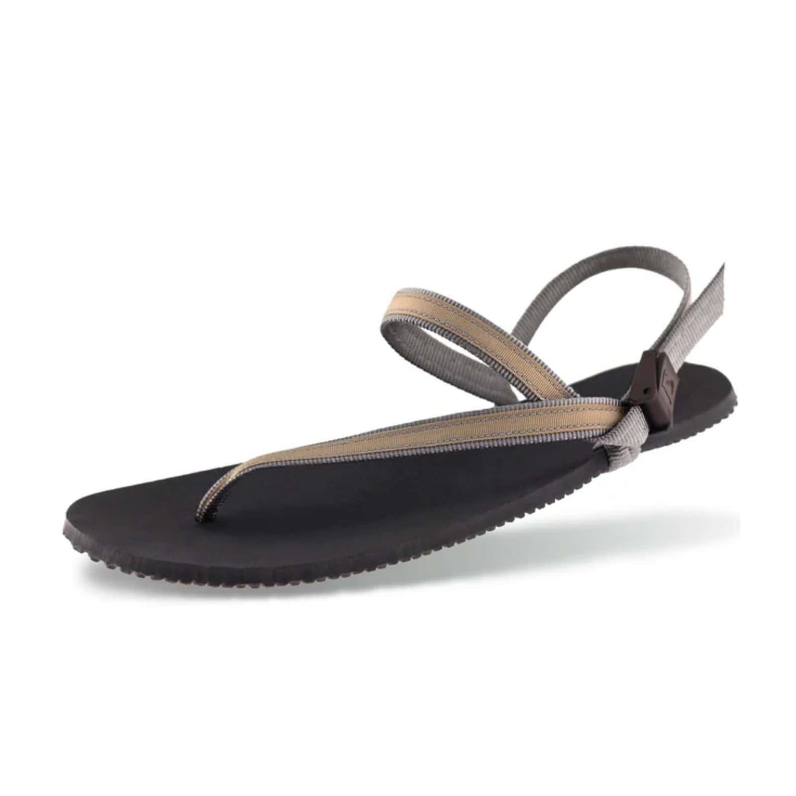 Comfortable men's flip flops with adjustable straps, perfect for travel, beach outings, and outdoor adventures. Durable sole and lightweight design for all-day comfort during backpacking trips.