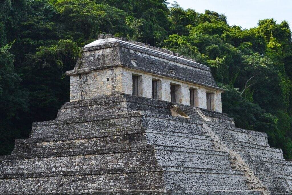 Palanque, backpacking mexico travel guide